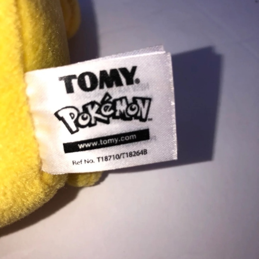 TOMY Pokemon Pikachu Plush
Excellent condition - Picture 3 of 3